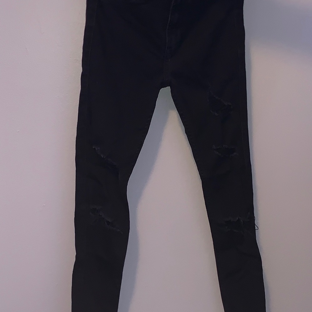 Black ripped jeans